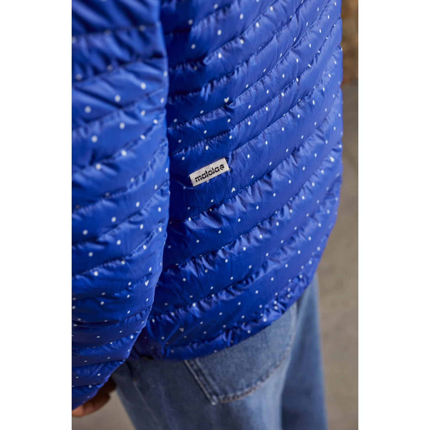 Maloja SeekareckM. Light Adventure ReDown Anorak Dames - Bright Cobalt Dotgrid 8779 7 Maloja SeekareckM. Light Adventure ReDown Anorak Dames - Bright Cobalt Dotgrid 8779 - Afbeelding 5